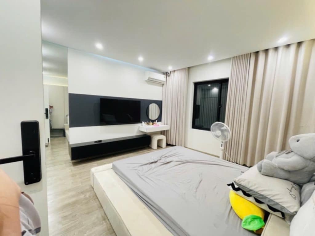 Mặt ngõ thông ô tô tránh kinh doanh 80m2 mặt tiền 4.5m Trần Khát Chân - Ảnh 2